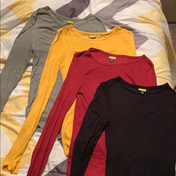 Prince & Fox Long Sleeve Tee’s - Picture 1 of 3